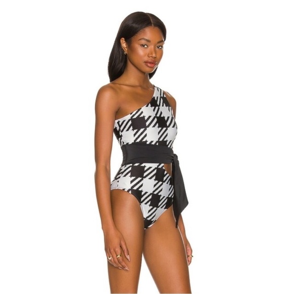 Beach Riot Free People Movement Black and White HoundstoothOne-Shoulder Swimsuit - Picture 4 of 11